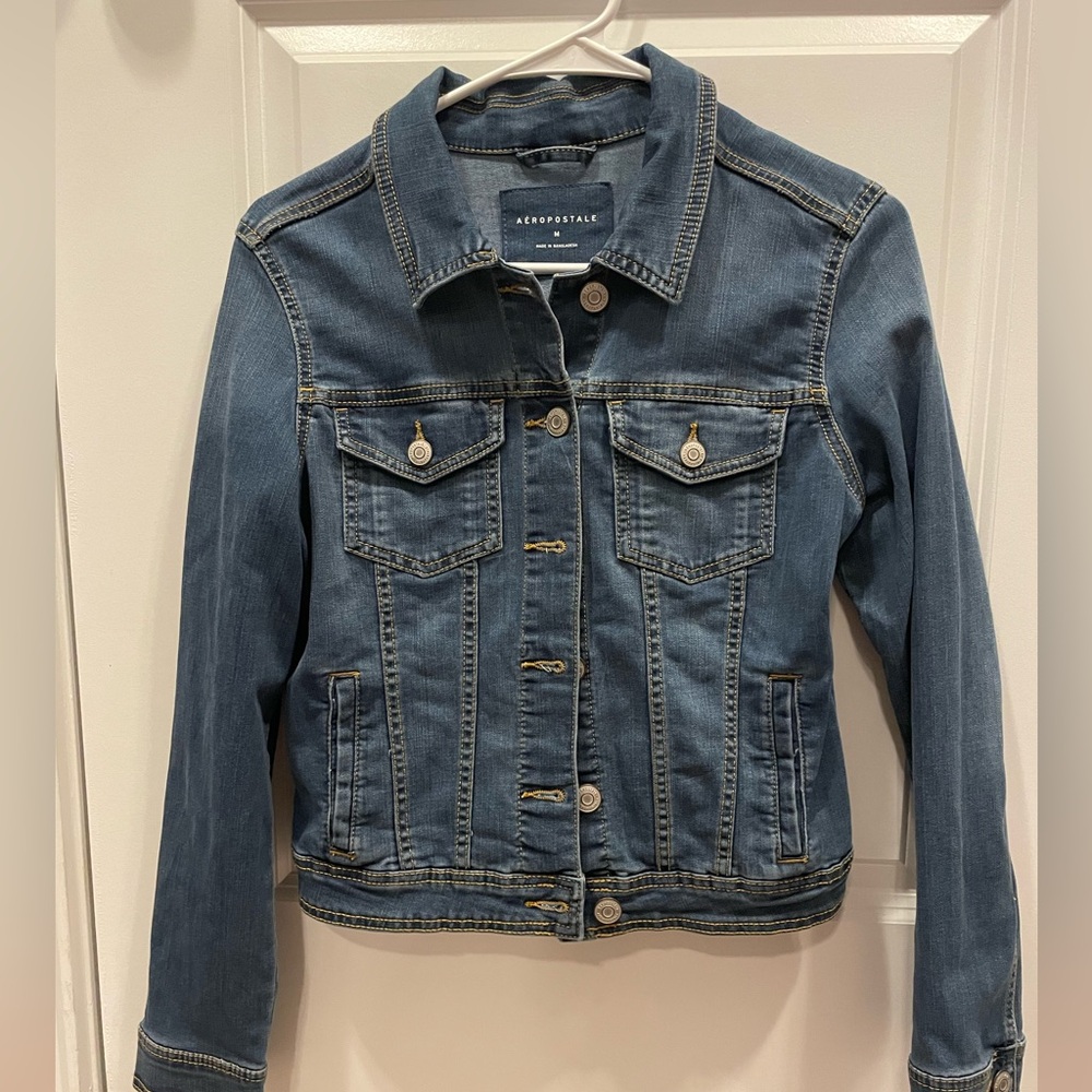 Women’s size medium Aeropostale jean jacket
